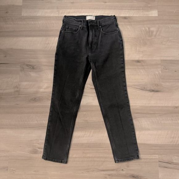 Everlane Original Cheeky Jean Black - Picture 2 of 6
